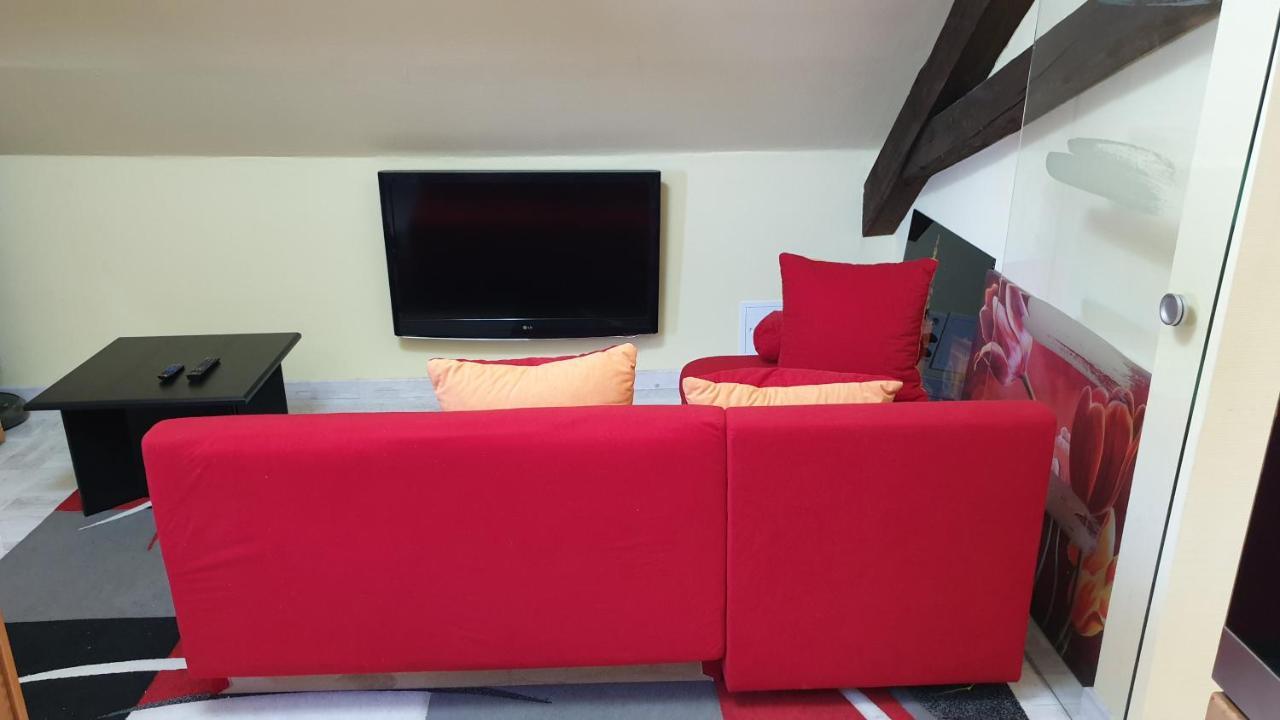 Apartment Gartenblick Neunkirchen  Zewnętrze zdjęcie